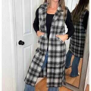 NEW COZY cinder long vest jacket in plaid black and grey